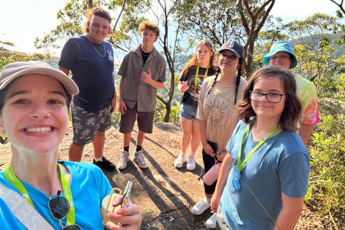 Canteen young people on a free PEER program for connection and cancer therapy